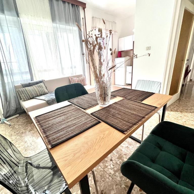 Ultimo piano con parcheggio - Appartamento con 1 Camera da Letto - 2