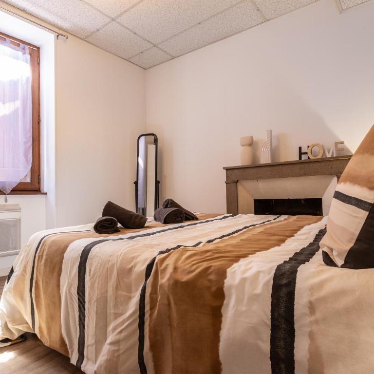 Le République-Gare-Centre ville - One-Bedroom Apartment - 9