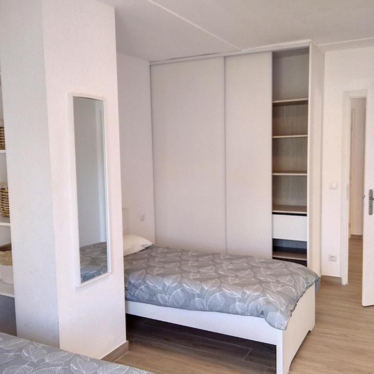 Residence les Etoiles - Appartement 2 Chambres - Vue sur Ville - 10