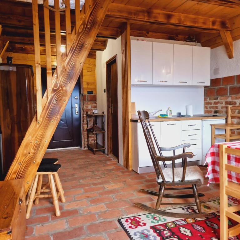 Vikendica Tromedja Pale - One-Bedroom Chalet - 40