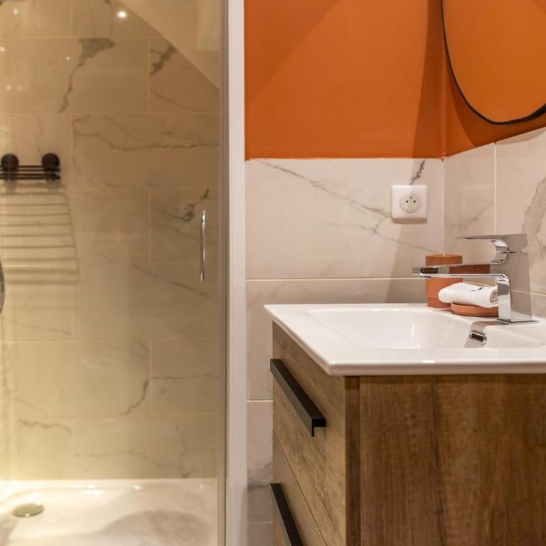 Host Inn Crafty Sūite - Appartamento con 2 Camere da Letto - 19