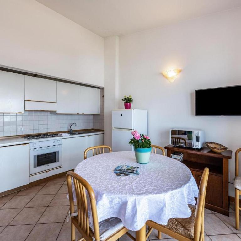 Collina degli Olivi - Appartamento su 2 Livelli - 9