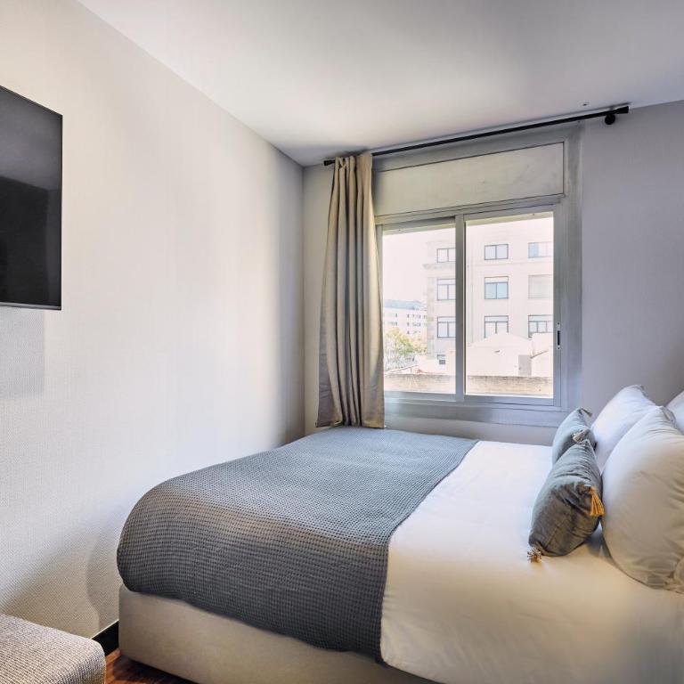 Hotel Cortes Rambla - Small Double Room - 2