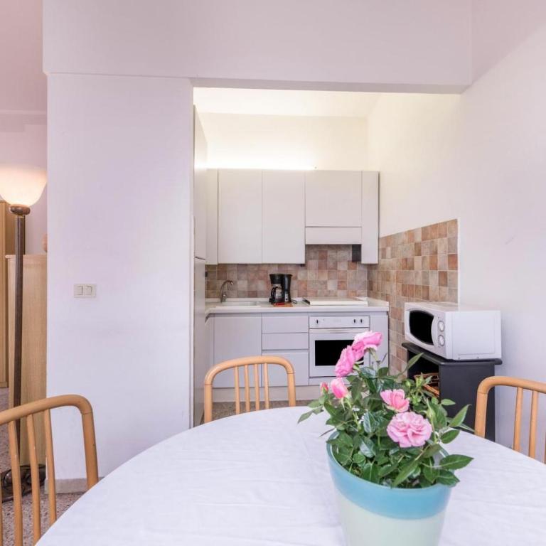 Collina degli Olivi - Appartamento con 2 Camere da Letto - 4