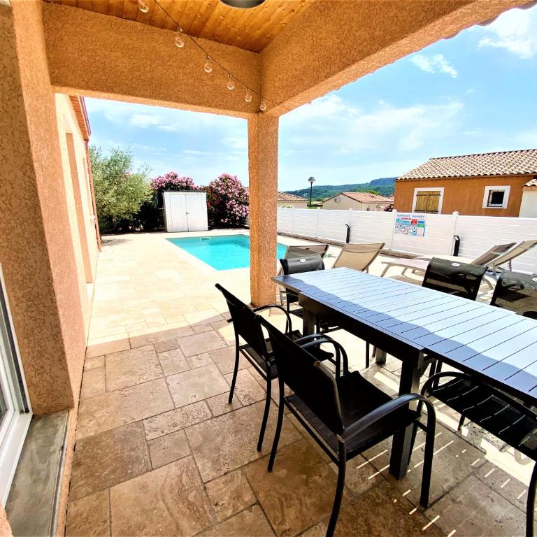 MAISON 6p, 3ch, piscine privée de juin à septembre, terrain clos, pétanque - Villa 3 Chambres - 20