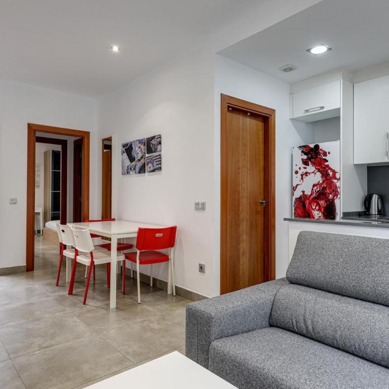 Urban Flats Vallirana - One-Bedroom Apartment - 8