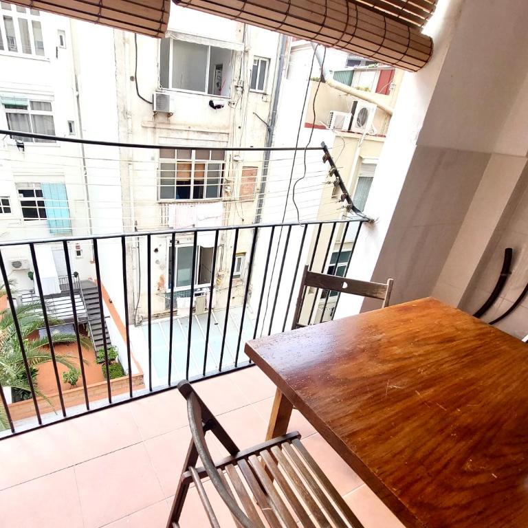 Clot MiraBarna Apartments - Apartment mit 2 Schlafzimmern und Balkon (1-3 Erwachsene) - 17