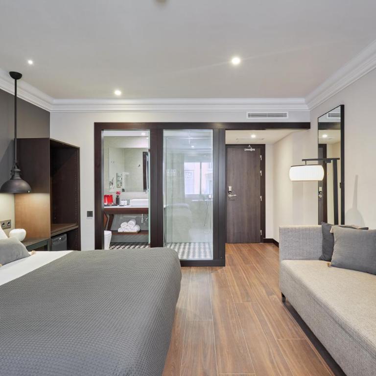 Hotel Cortes Rambla - Triple Room - 4