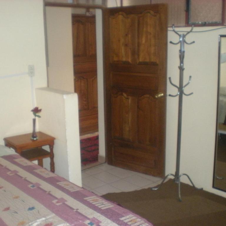 Julia Plaza Hotel - Single Bed in 5-Bed Dormitory Room - 5