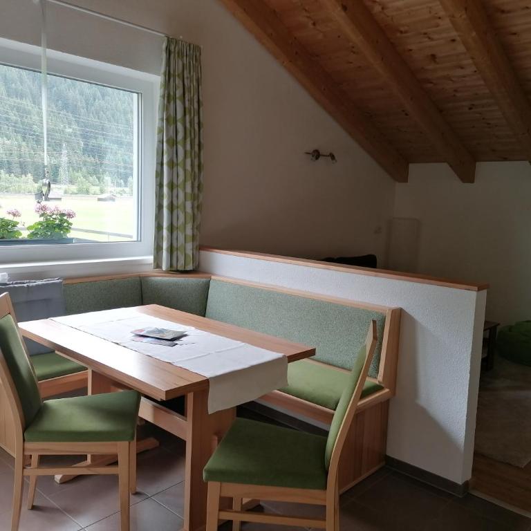 Apart Stella Alpina - Apartment mit 2 Schlafzimmern und Balkon - 4