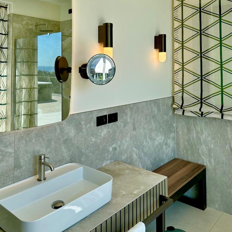 Maximilian Suites - Suite Deluxe con Terrazza e Vista Mare - 4