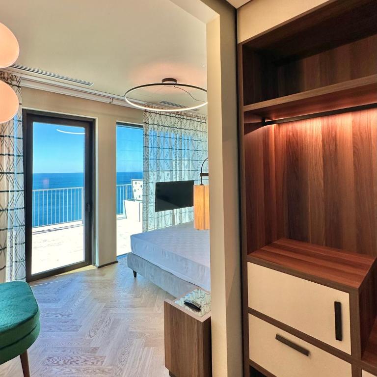 Maximilian Suites - Suite con Vasca Idromassaggio in Terrazza e Vista Mare - 14