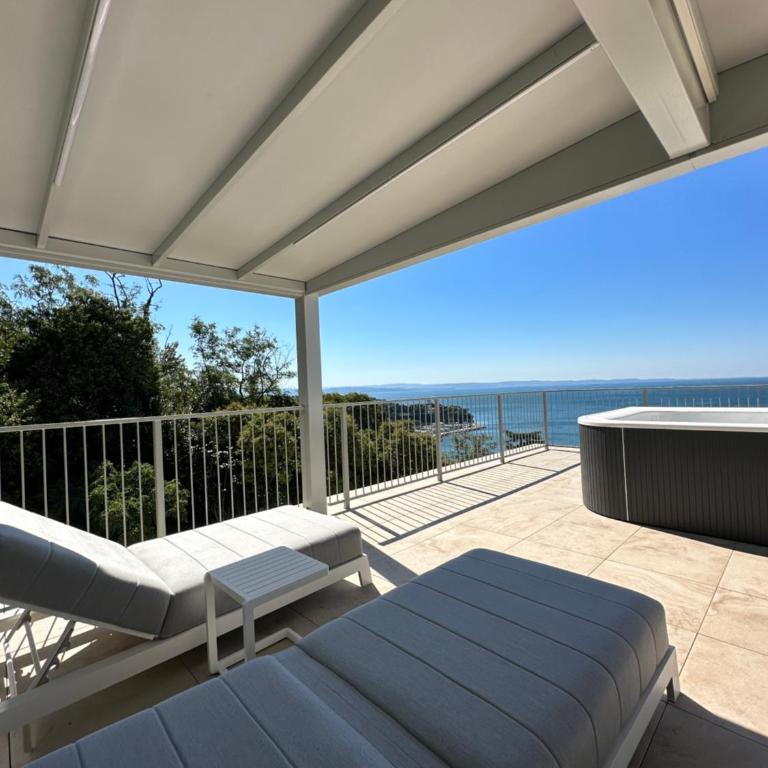 Maximilian Suites - Suite con Vasca Idromassaggio in Terrazza e Vista Mare - 9