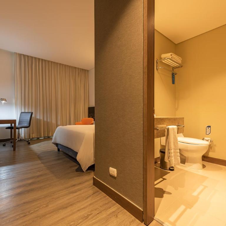 Hampton by Hilton Cartagena - Habitación - No fumadores - Cama grande - 4