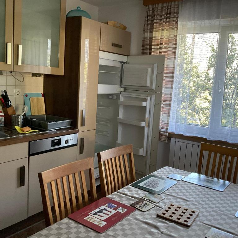 Comfortable apartment in a beautiful surrounding - Apartment mit 2 Schlafzimmern - 56