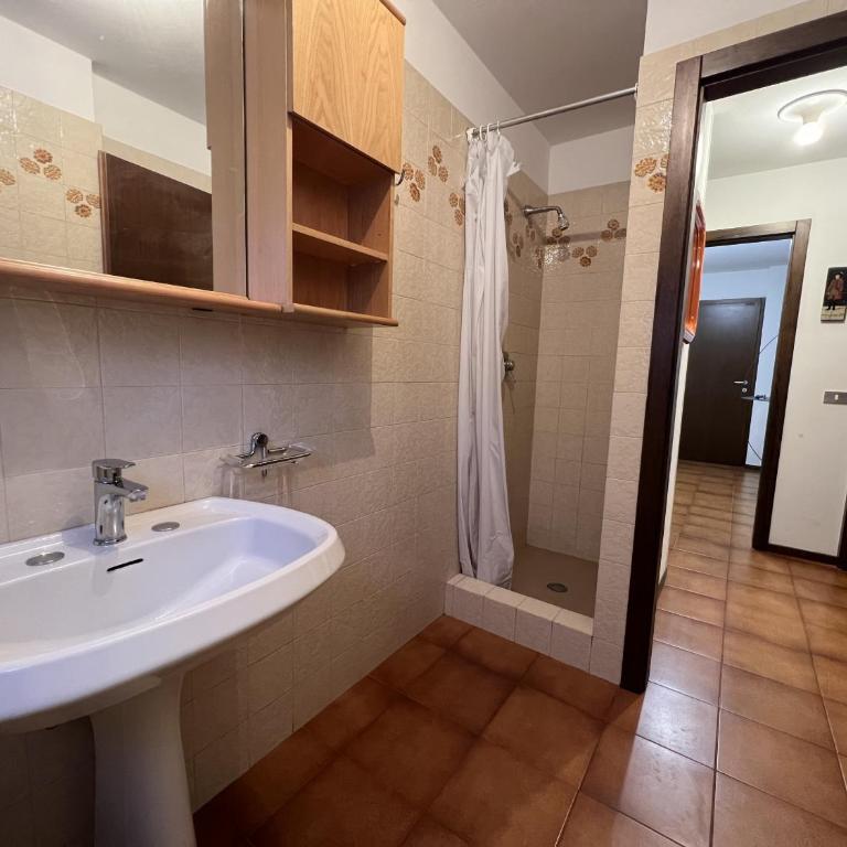 Appartamenti Residenza Alpina - Appartamento con 2 Camere da Letto - 14