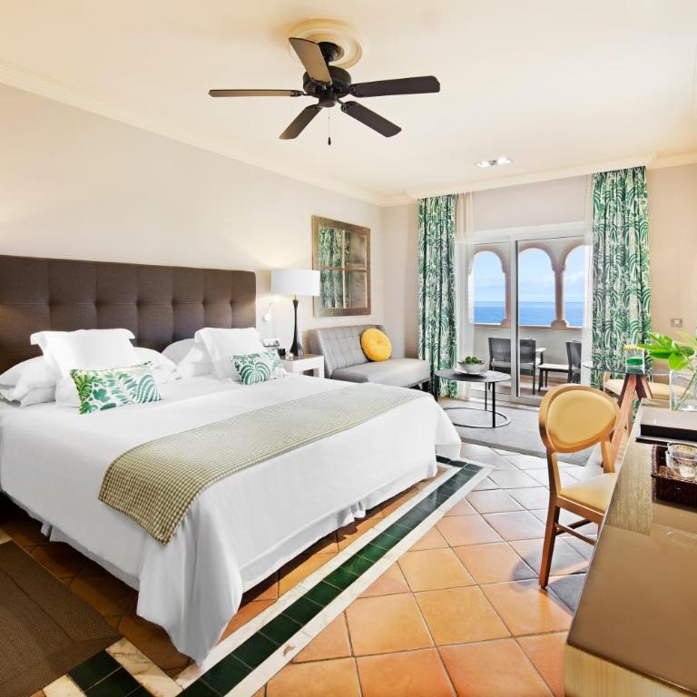 Bahia del Duque - Habitación Doble con vistas al mar (2 adultos + 1 niño) - 4
