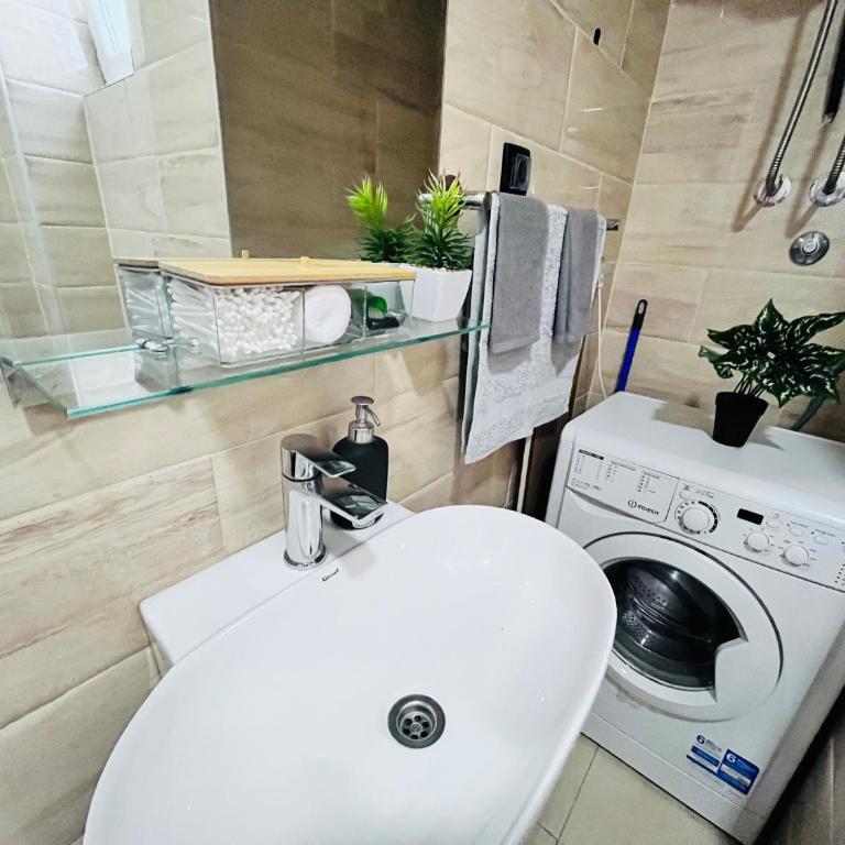 Elegance Apartment - Apartman - 16