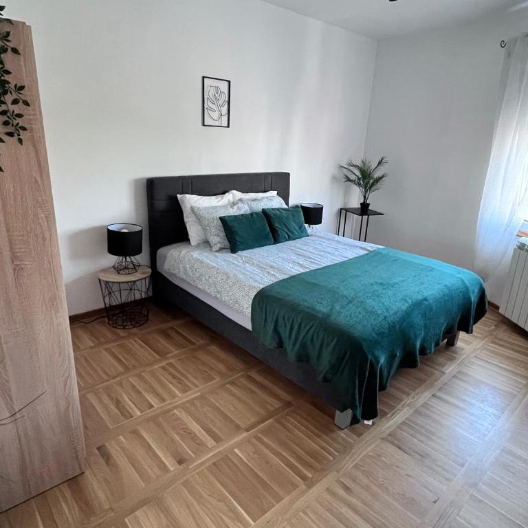 Elegance Apartment - Apartman - 11