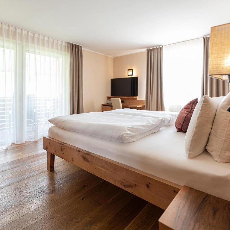 Vitalpina Hotel Waldhof - Habitación Doble con vistas a la montaña - 3