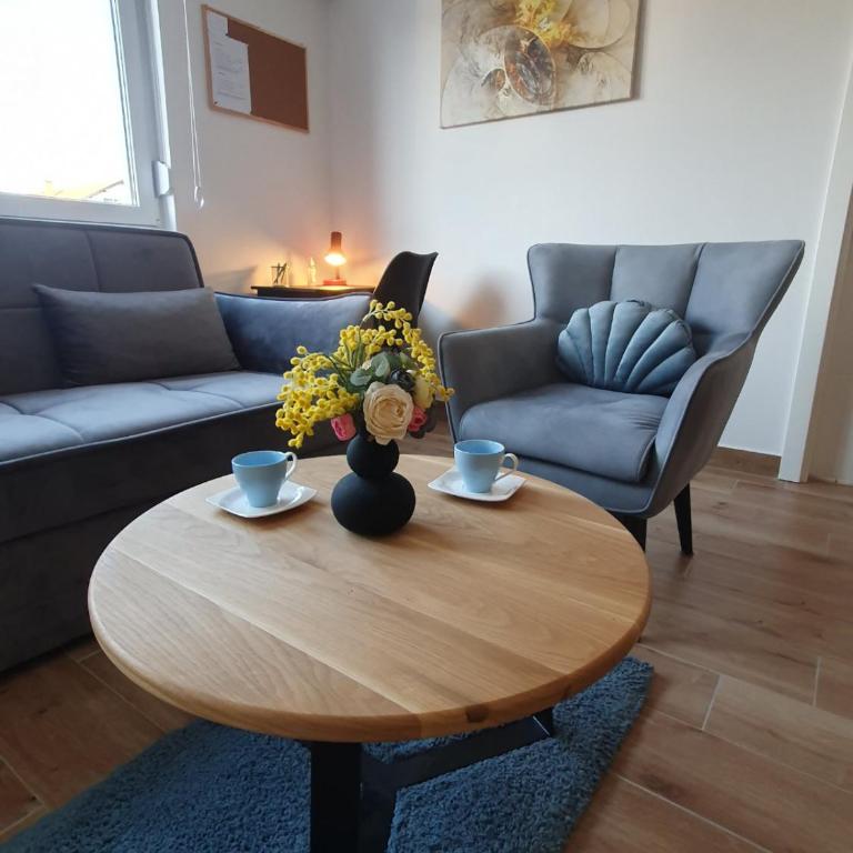 Apartment No 11 - Apartman sa 1 Spavaćom Sobom - 2