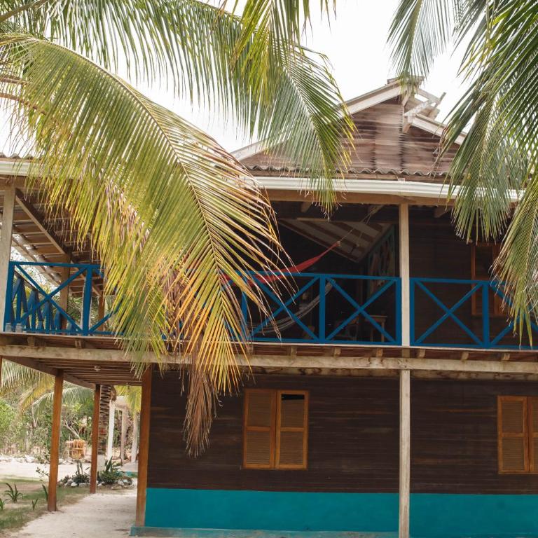 Isla Grande Eco-Hostal - Casa - 14