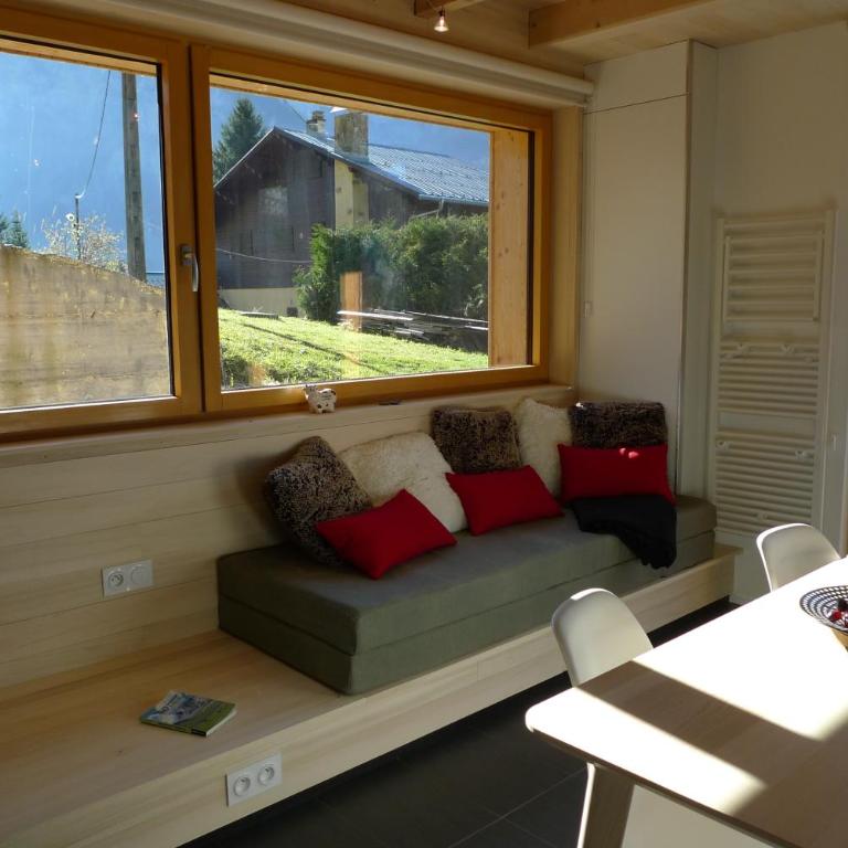 Chalet*** au pied d'une prairie face à la montagne - Chalet 3 Chambres - 24
