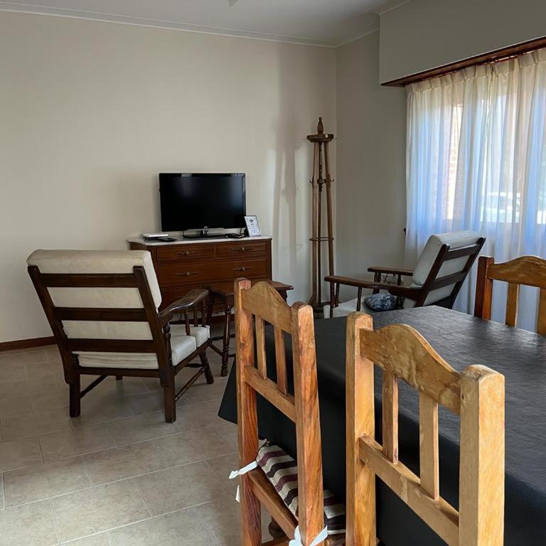 MC alquiler temporario Tandil para 4 personas - Apartamento de 2 dormitorios - 4