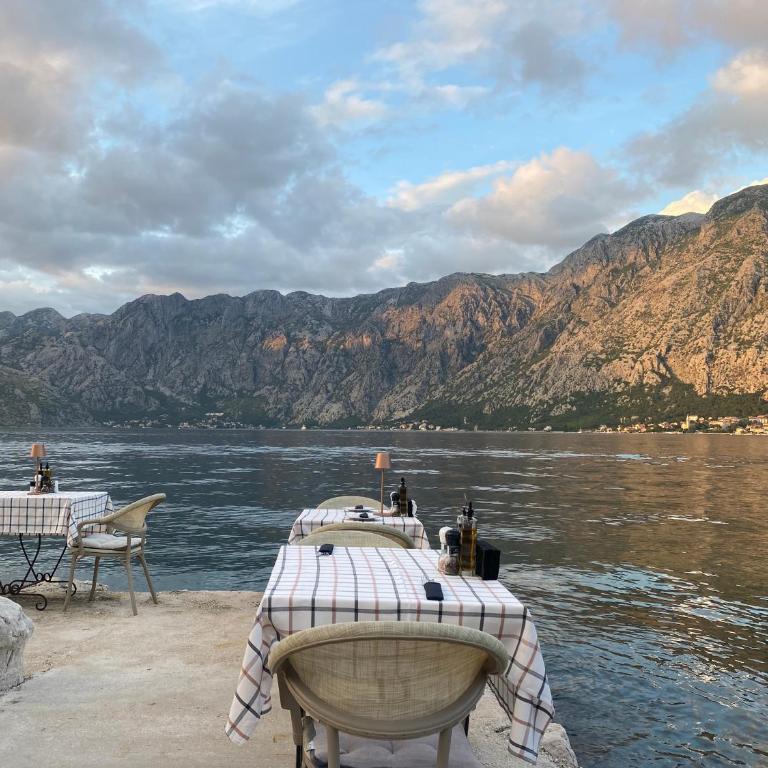 Lux Boka Sea View apartment - Two-Bedroom Apartment - 36