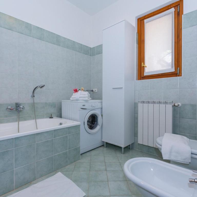 Fontana Del Lago Apartments - One-Bedroom Apartment - 1