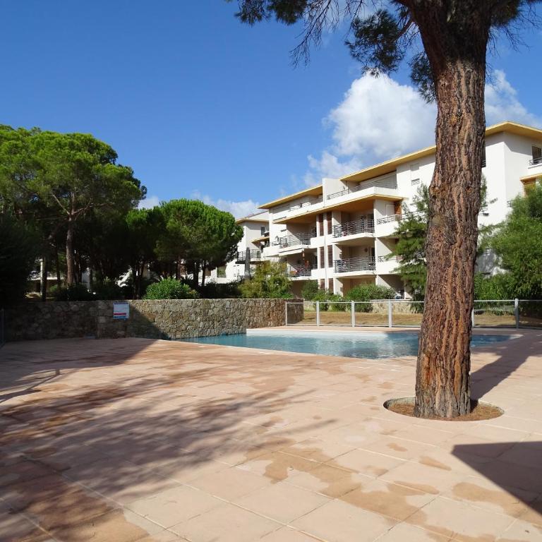 T2 dans résidence avec piscine - Appartement 1 Chambre - 4