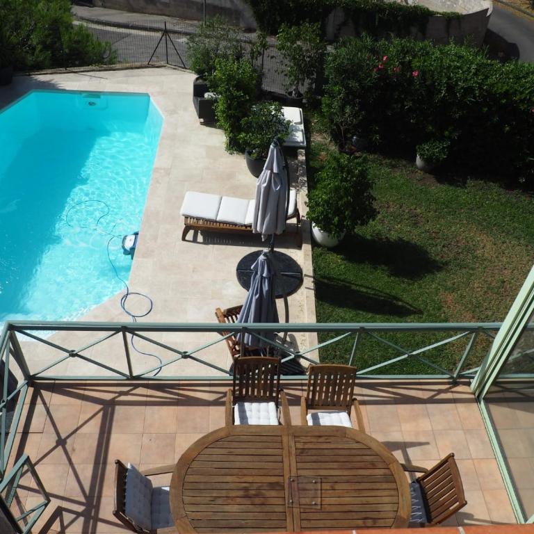 maison entièrement climatisée vue d'exception mer et rade de Marseille avec piscine 8 personnes - Villa - 7