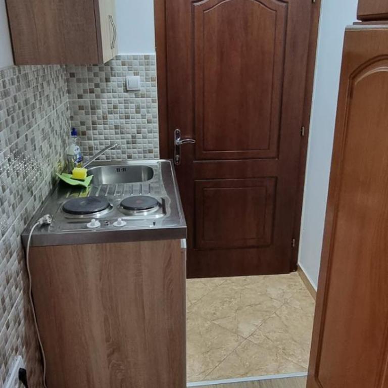 Lantana - Double Room with Balcony - 14