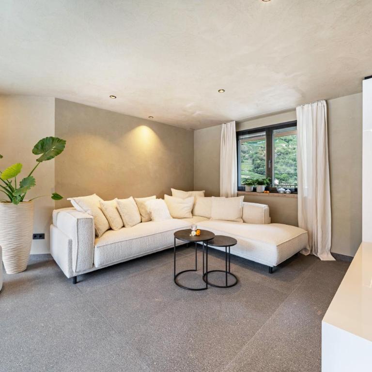 Boutique Hotel AMARIL - Monolocale con Vasca Idromassaggio - 1