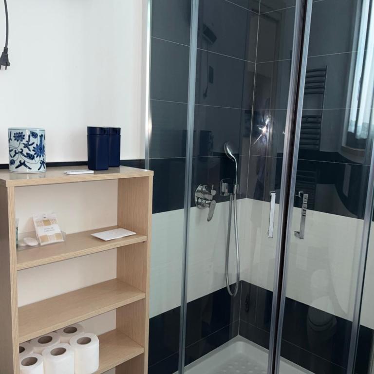 La Peonia - One-Bedroom Apartment - 4