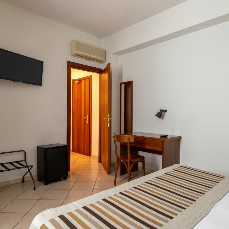 A Casa Dei Gonzaga, MantegnaHotels - Camera Matrimoniale/Doppia con Letti Singoli - 5