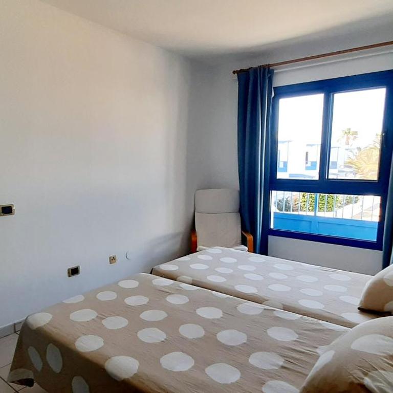Villa Suculenta - Three-Bedroom House - 16