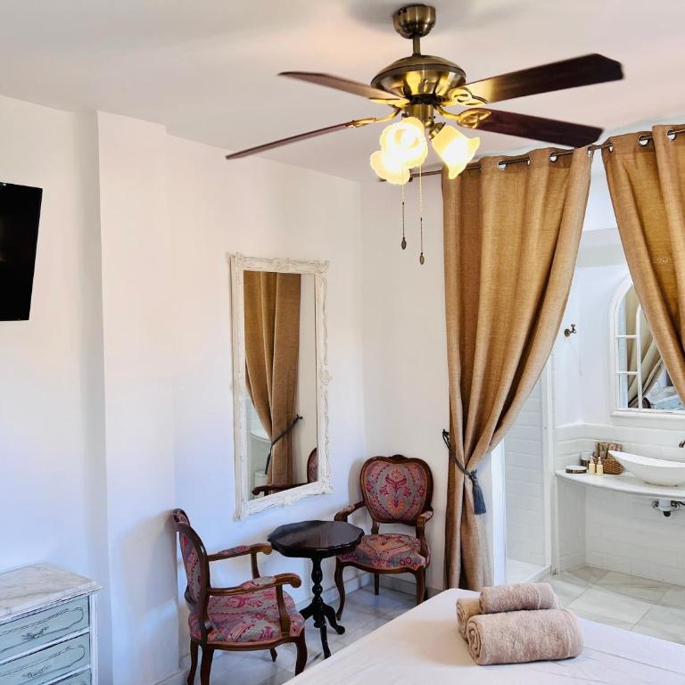 Hotelito Suecia - Deluxe Queen Room - 15