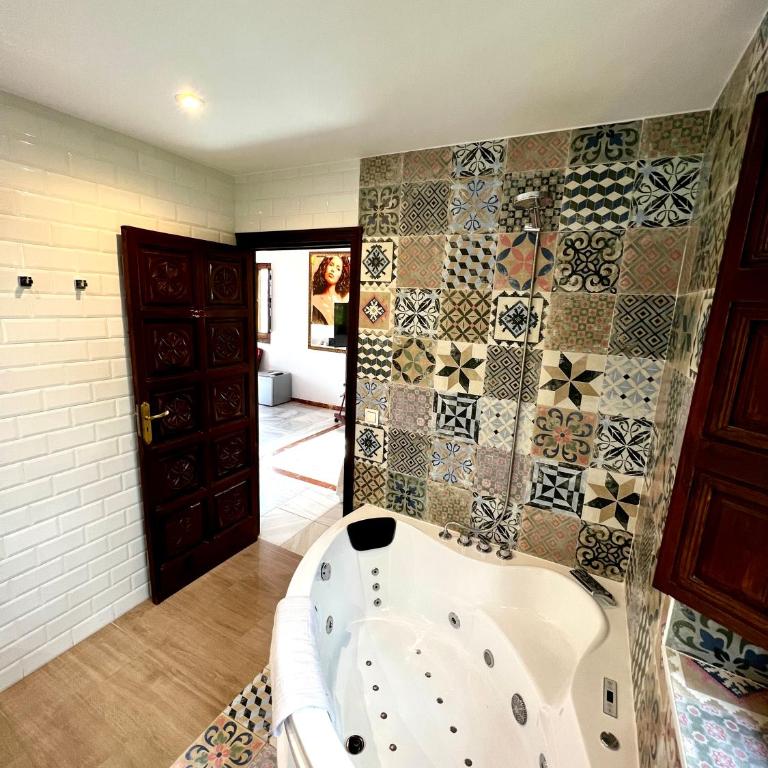 Hotelito Suecia - Queen Room with Spa Bath - 17