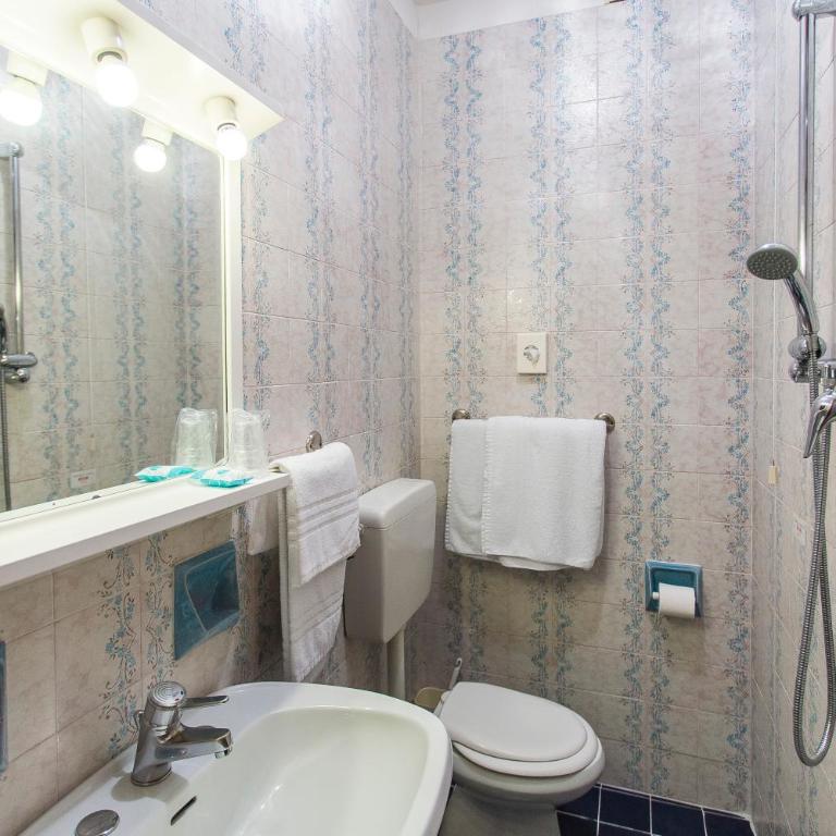 Hotel Touring - Camera Singola - 4