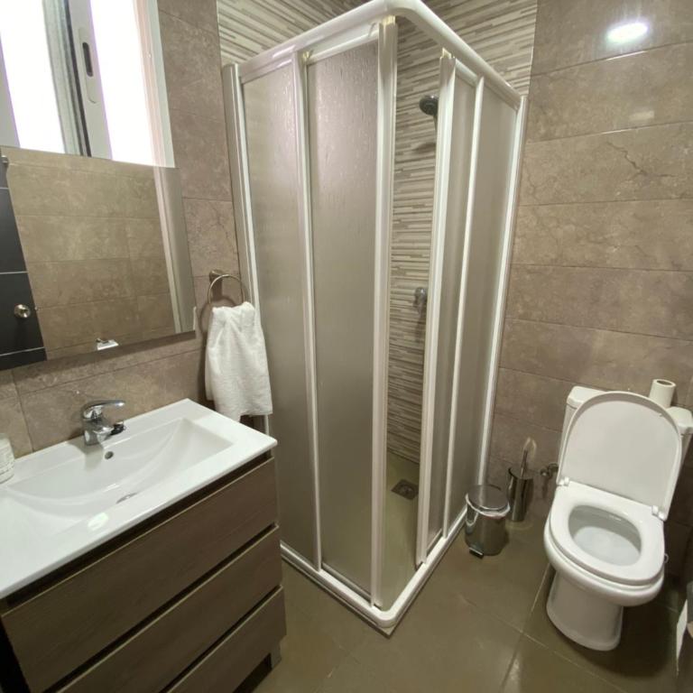 House in Malaga - Habitación Doble con baño compartido - 3