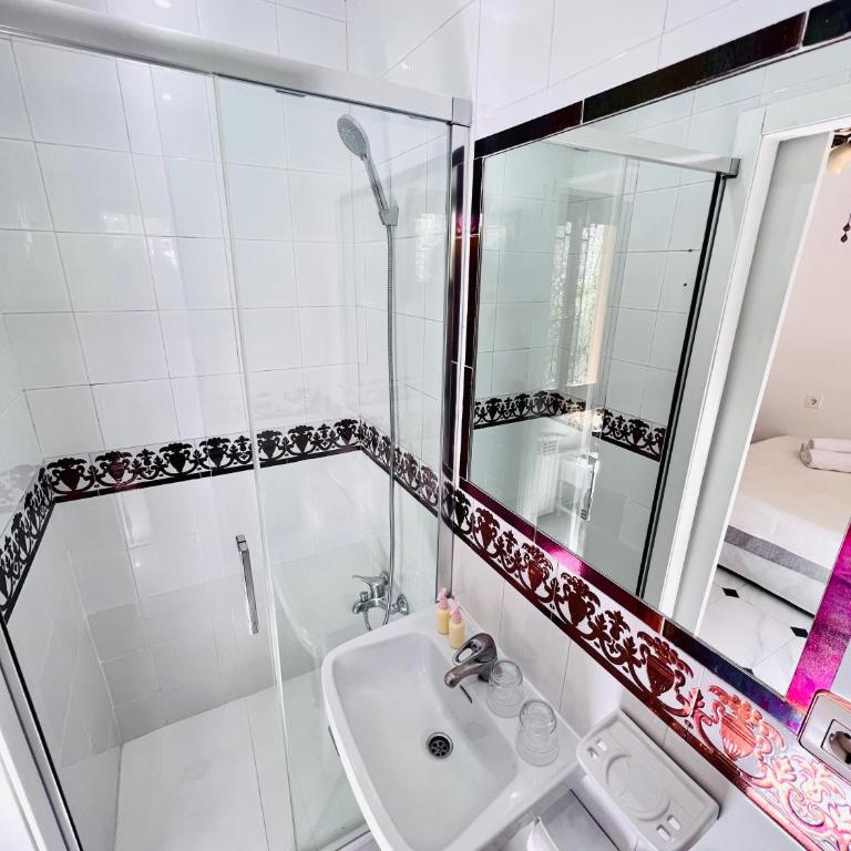 Hotelito Suecia - Double or Twin Room - 36