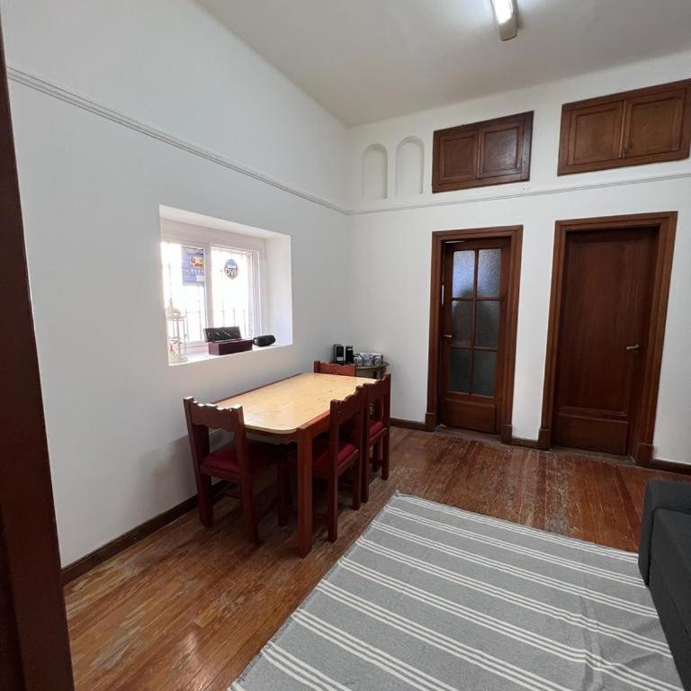 CASA MORENO se paga en USD o Dolar Blue! No se confunda - Apartamento de 1 dormitorio - 25
