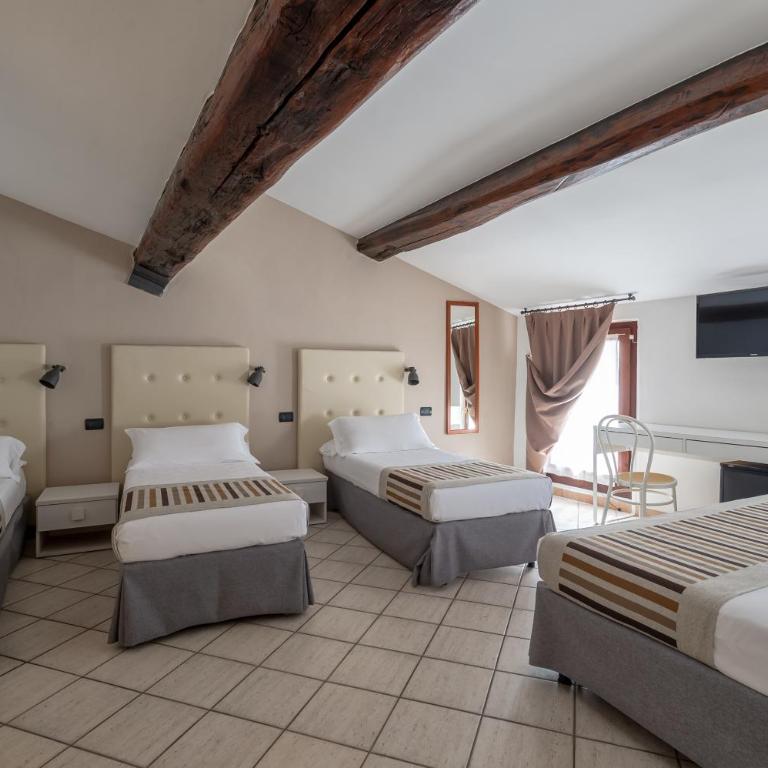 Antico Residence, MantegnaHotels - Camera Quadrupla - 3