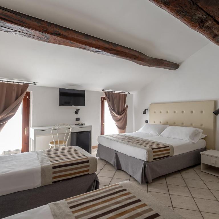 Antico Residence, MantegnaHotels - Camera Quadrupla - 6