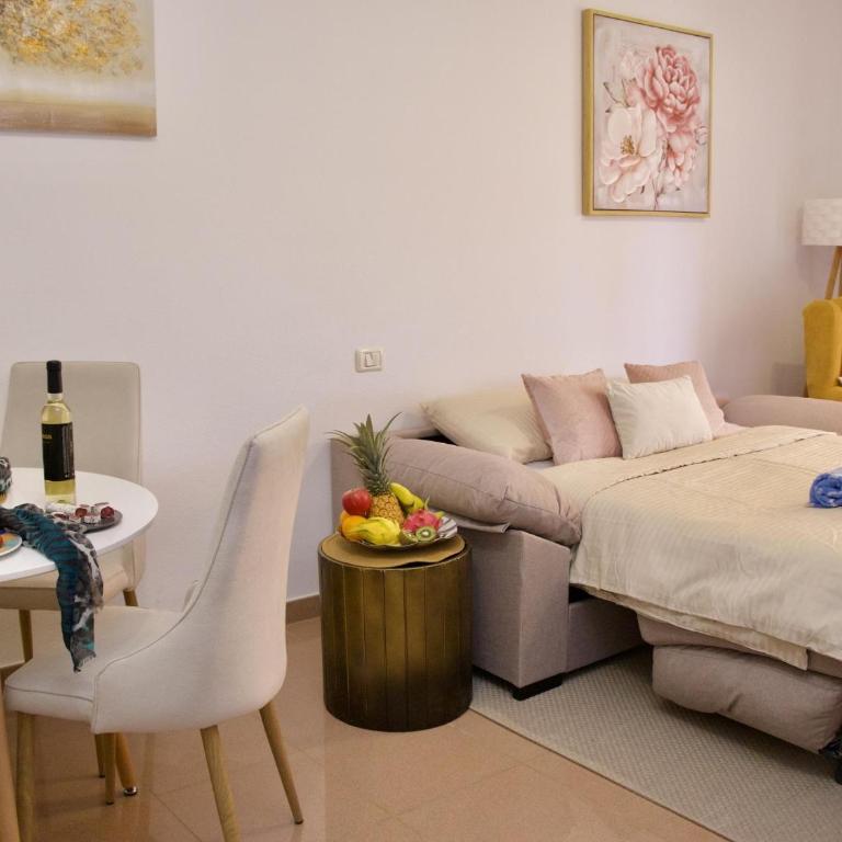 Duque Beachside Elegance - Apartment - 37