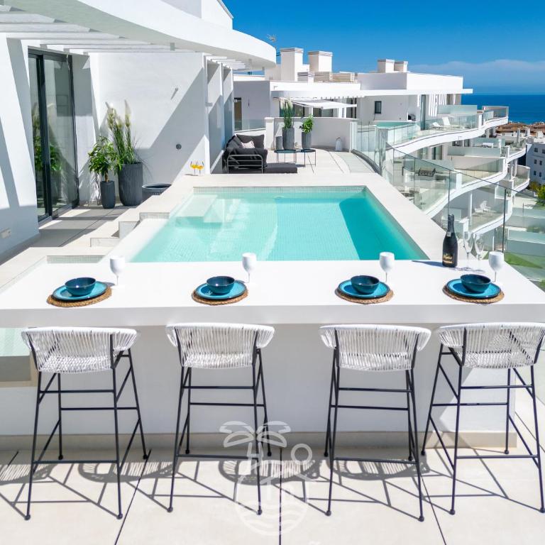 HigueronRentals Paradise Lift - Three-Bedroom Apartment - 39