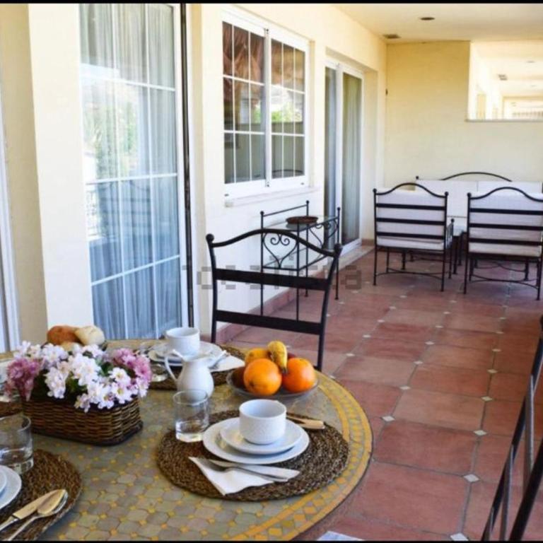 Apartamentos Guadalpin Boutique - Apartamento de 2 dormitorios con vistas a Marbella (4-5 adultos) - 1