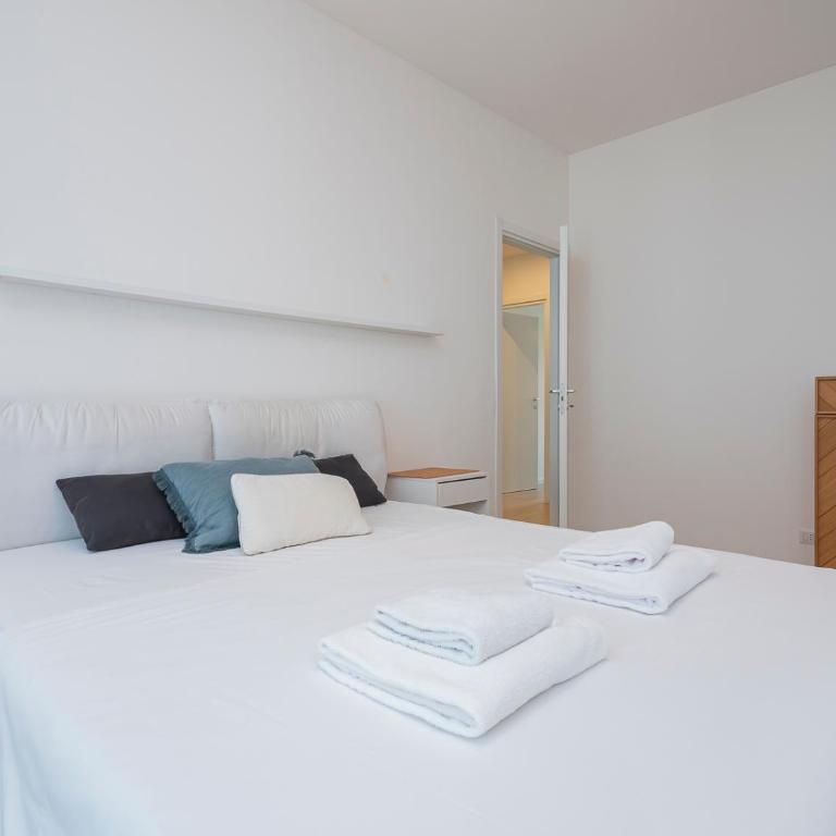 Youhosty - Grazioli 4 - Two-Bedroom Apartment - 2