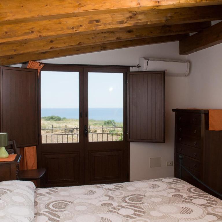 Hotel Donna Carmela Sede Unica a Sciacca - Camera Familiare con Doccia - 5